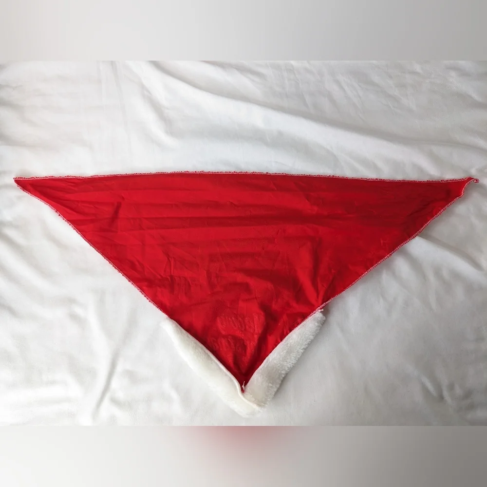 🏈 Cat bandana EUC Meowy Christmas red white fur